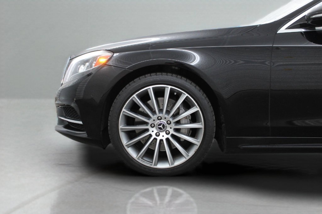 Used 2017 Mercedes-Benz S 550 Sedan image 6