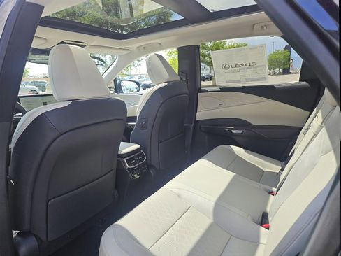 New 2026 Lexus RX 450h AWD image 16