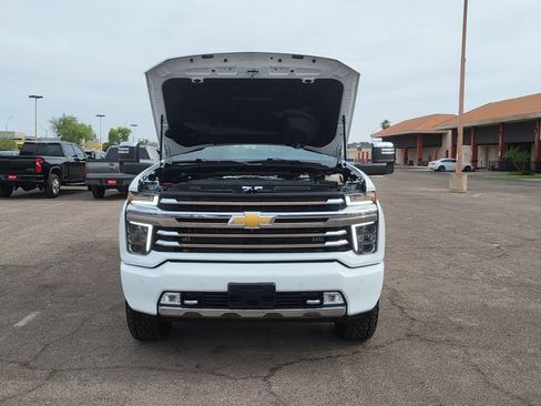 Used 2021 Chevrolet Silverado 2500 High Country w/ Z71 Off-Road Package AWD/4WD image 42