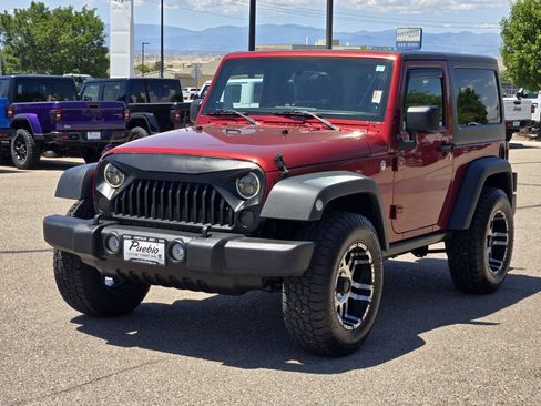Used 2012 Jeep Wrangler Rubicon w/ PWR Convenience Group AWD/4WD image 5