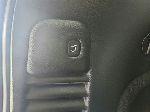 Used 2018 Jeep Grand Cherokee Summit image 30