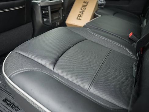 New 2026 RAM 2500 Limited AWD/4WD image 39