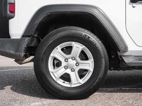 Used 2022 Jeep Wrangler Sport S image 12