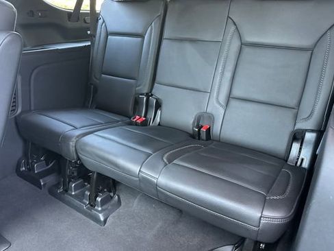 Used 2024 GMC Yukon XL Denali w/ Advanced Technology Package AWD/4WD image 15