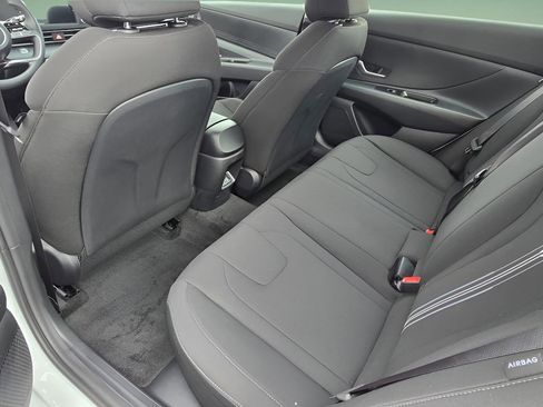 New 2026 Hyundai Elantra Blue image 15