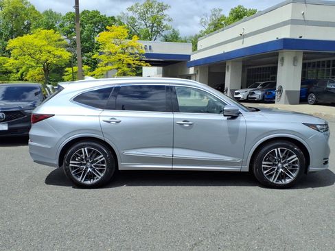 Certified 2026 Acura MDX SH-AWD w/ Advance Package image 8