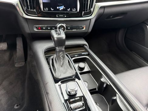 Used 2018 Volvo S90 T5 Momentum w/ Convenience Package AWD/4WD image 14