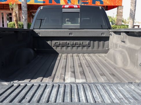 Used 2017 GMC Sierra 1500 Denali image 8