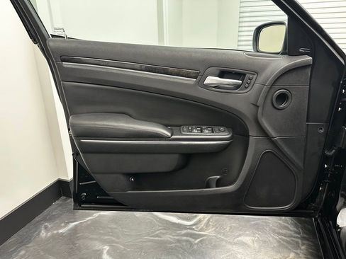Used 2012 Chrysler 300 C w/ 19-Premium Speaker Group image 16