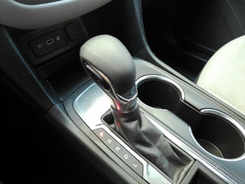 Used 2023 Chevrolet Equinox LS w/ LS Convenience Package FWD image 43