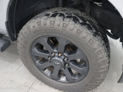 Used 2023 RAM 3500 Laramie AWD/4WD image 3