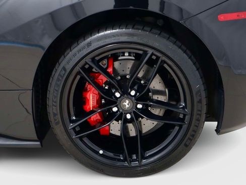 Used 2019 Ferrari 488 Spider RWD image 9