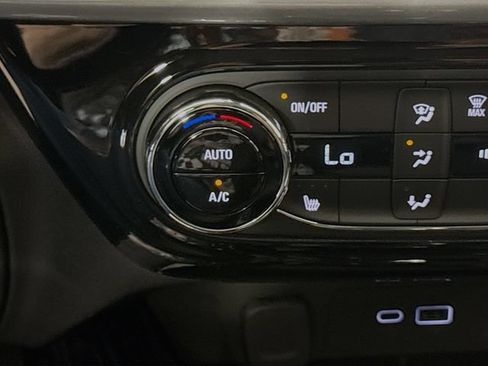 New 2026 Chevrolet Trax LT w/ Driver Confidence Package FWD image 21