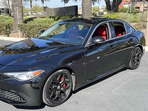Used 2019 Alfa Romeo Giulia image 52