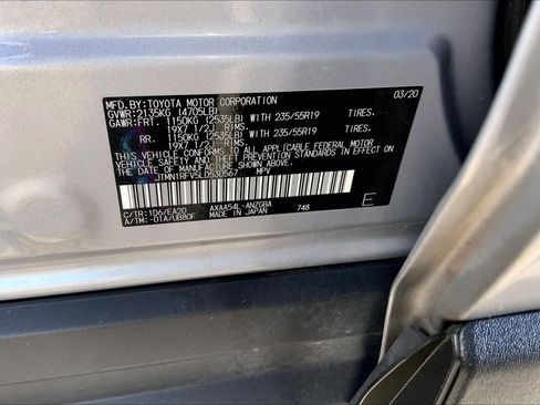 Used 2020 Toyota RAV4 Limited image 34