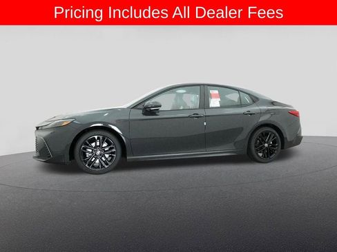 New 2026 Toyota Camry SE FWD image 18