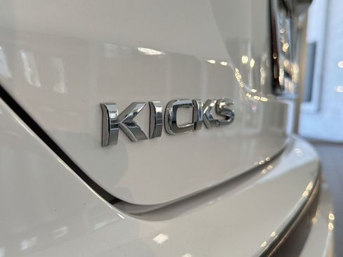 Used 2023 Nissan Kicks SV FWD image 33