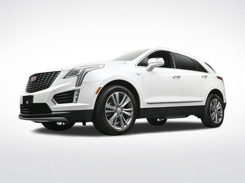 Certified 2025 Cadillac XT5 Premium Luxury AWD/4WD image 24