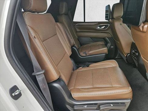 Used 2021 Chevrolet Tahoe High Country AWD/4WD image 23