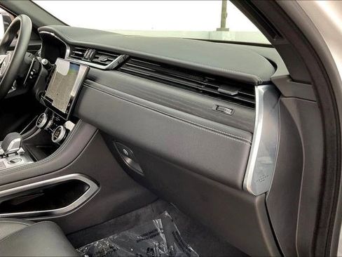 Used 2025 Jaguar F-PACE R-Dynamic S image 20