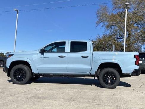 New 2026 Chevrolet Colorado W/T w/ WT Custom Package RWD image 2