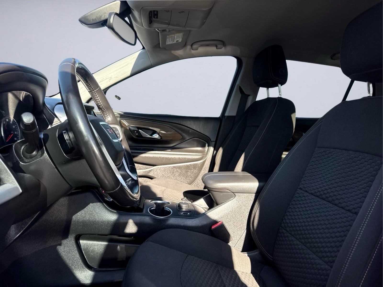 Used 2019 GMC Terrain SLE w/ Driver Convenience Package FWD image 14
