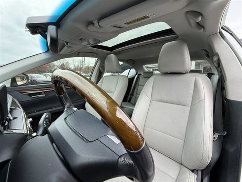 Used 2013 Lexus ES 350 image 11