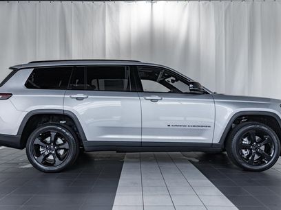 New 2025 Jeep Grand Cherokee L Limited w/ Luxury Tech Group II