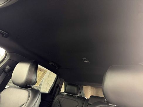 Used 2020 Lincoln Nautilus FWD w/ Equipment Group 101A image 34