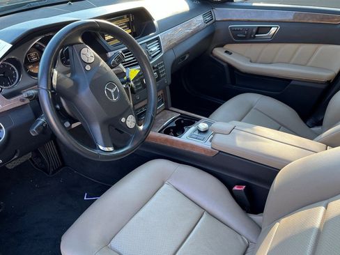 Used 2012 Mercedes-Benz E 350 BlueTEC Sedan image 3