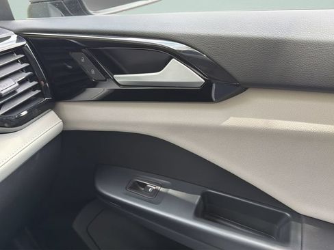 New 2026 Volkswagen Taos S FWD image 14