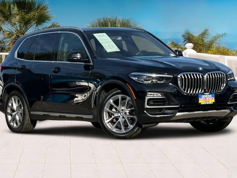 Used 2021 BMW X5 xDrive40i w/ Convenience Package image 2