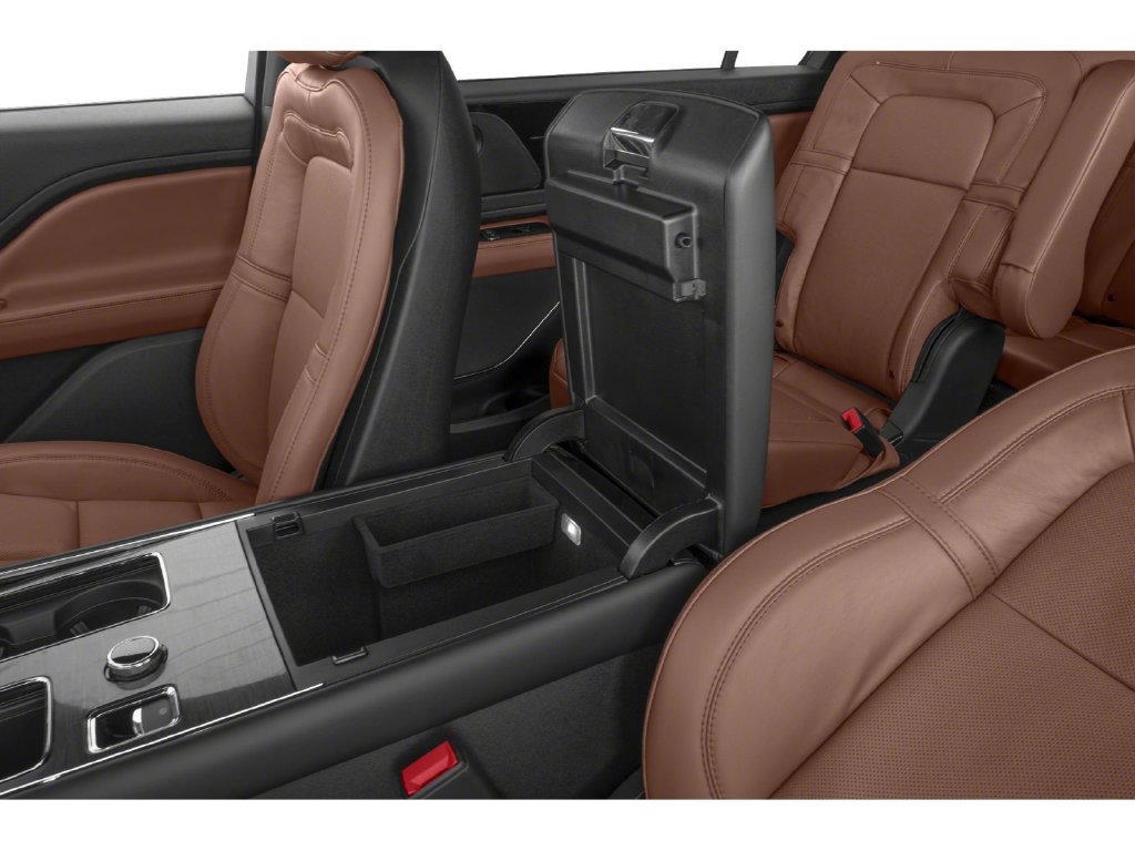 Used 2024 Lincoln Aviator Reserve w/ Equipment Group 201A AWD/4WD image 9
