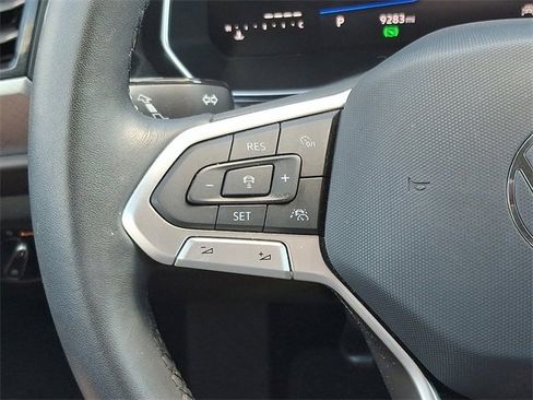 Used 2024 Volkswagen Jetta SE image 20