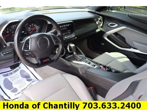 Used 2018 Chevrolet Camaro SS image 23