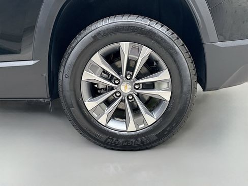 New 2026 Chevrolet Equinox LT w/ Convenience Package II AWD/4WD image 34