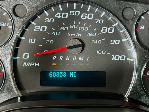 Used 2020 GMC Savana 2500 w/ Driver Convenience Package RWD image 14