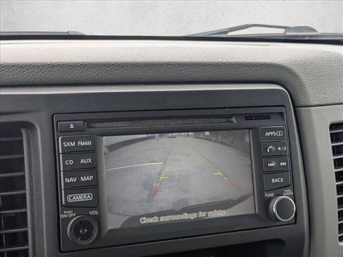 Used 2019 Nissan NV 3500 SL RWD image 8
