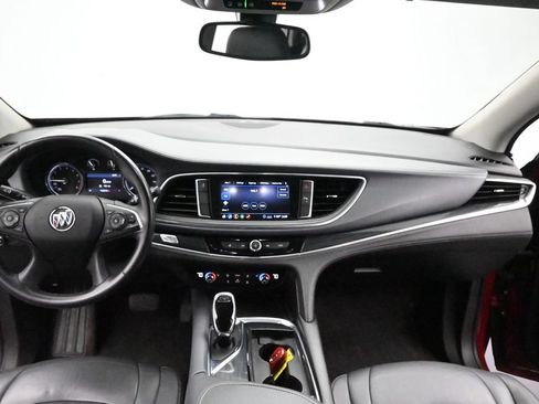 Used 2020 Buick Enclave Essence FWD image 23