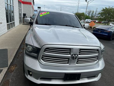 Used 2016 RAM 1500 Sport image 10