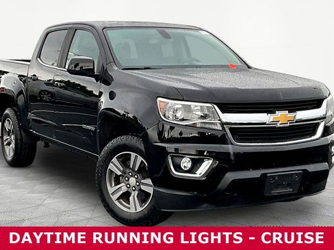 Used 2017 Chevrolet Colorado LT w/ LT Convenience Package AWD/4WD image 3