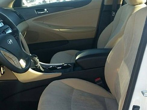 Used 2013 Hyundai Sonata GLS w/ Popular Equipment Pkg image 10