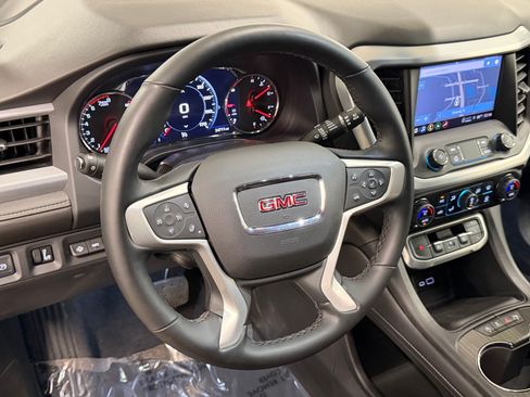 Used 2023 GMC Acadia SLT w/ Elevation Edition AWD/4WD image 4