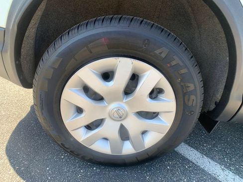 Used 2019 Nissan Rogue Sport S AWD/4WD image 30