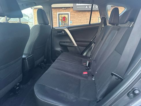 Used 2015 Toyota RAV4 XLE image 39