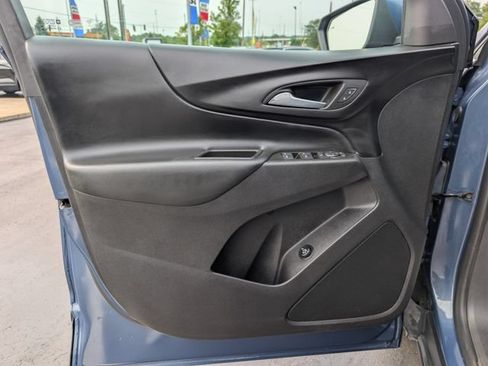 Used 2024 Chevrolet Equinox LT FWD image 9