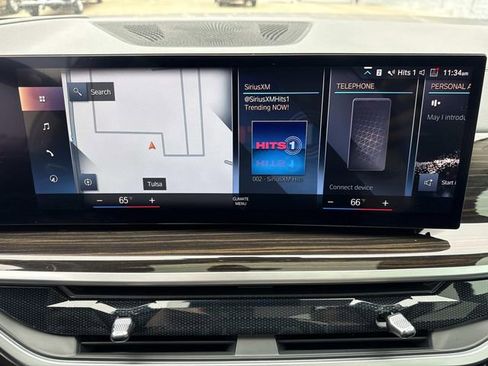 Used 2023 BMW X7 xDrive40i w/ Premium Package image 21