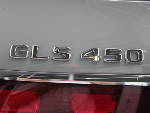 New 2026 Mercedes-Benz GLS 450 4MATIC image 22