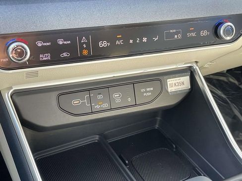 New 2026 Kia Carnival SX image 39