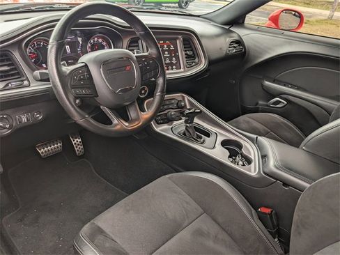 Certified 2022 Dodge Challenger R/T w/ Plus Package image 13